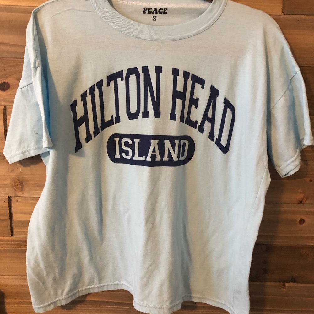 Vintage cropped Hilton head graphic tee